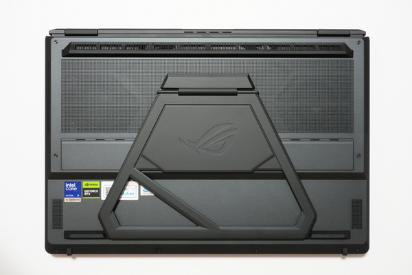 モンスター2画面ノート「ROG Zephyrus Duo (2026) GX651」実機レビュー