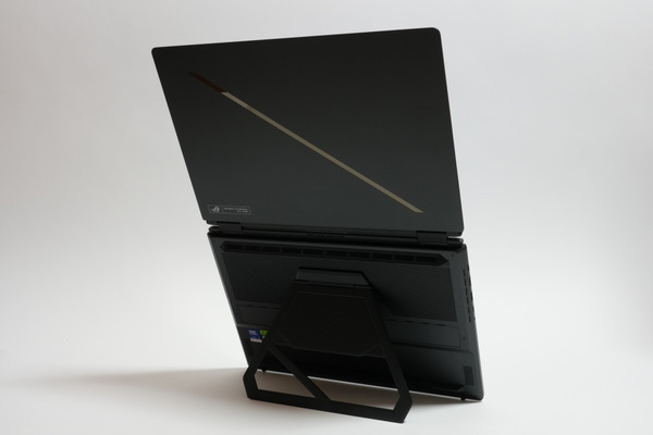 モンスター2画面ノート「ROG Zephyrus Duo (2026) GX651」実機レビュー