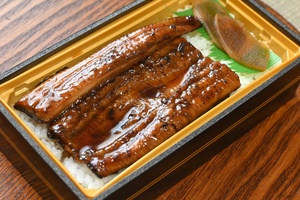 ファミマの「うなぎ」を選ぶ理由　鹿児島県産×魚沼コシヒカリで2000円台から