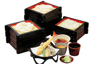 うどん食べ放題、3日間限定で！90分制、つるもちのうどんを好きなだけ