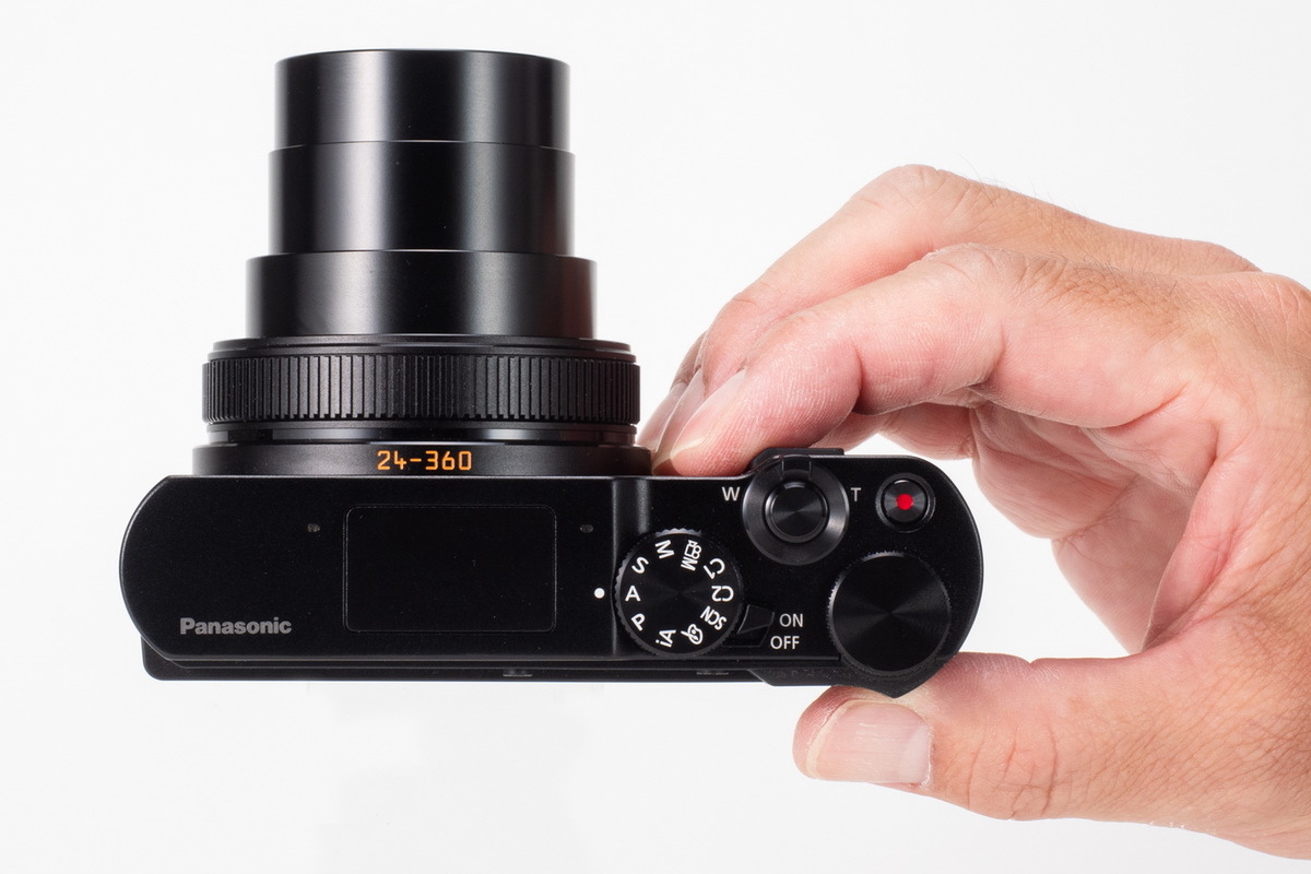 「LUMIX TX3」実写レビュー