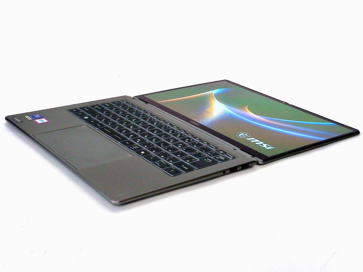 Prestige 14 Flip AI+ D3Mのディスプレイを180度完全に開いたフラットスタイル