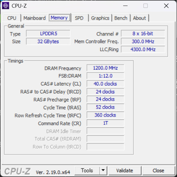 Prestige 14 Flip AI+ D3Mに搭載されている大容量32GBのLPDDR5Xメインメモリ情報