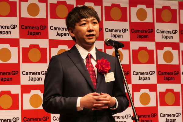 「カメラグランプリ2026」の贈呈式