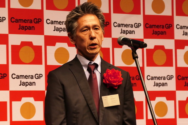 「カメラグランプリ2026」の贈呈式