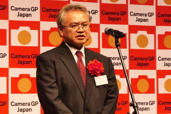 「カメラグランプリ2026」の贈呈式