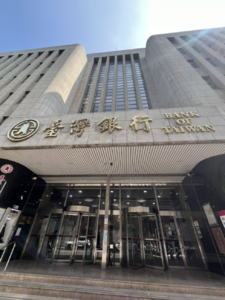 台湾の銀行、日本語だけで両替できる？　実際に試した