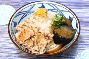 丸亀、夏の「鬼おろしぶっかけ」始まった！無料わかめが地味にうれしい