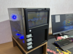 かわいい！ ぜったい欲しい！ レトロゲーム機のような見た目のPCケースで、童心に帰る