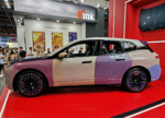 高そうだが…欲しい！ 「車体の色を変えられるBMW」がマジすごい。量産化も予定