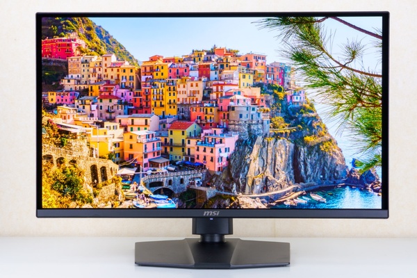 MAG 272UP QD-OLED E16の5層タンデムOLEDが表現する高輝度かつ高コントラストなHDR映像