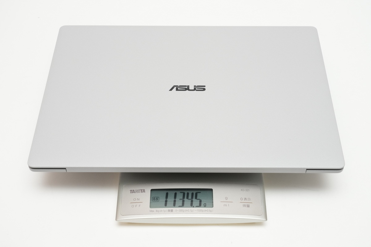「ASUS ExpertBook Ultra」実機レビュー