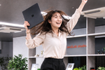 軽い・薄い・丈夫、さらにロングバッテリー！仕事で使えるノートPCの完成形「LAVIE NEXTREME」