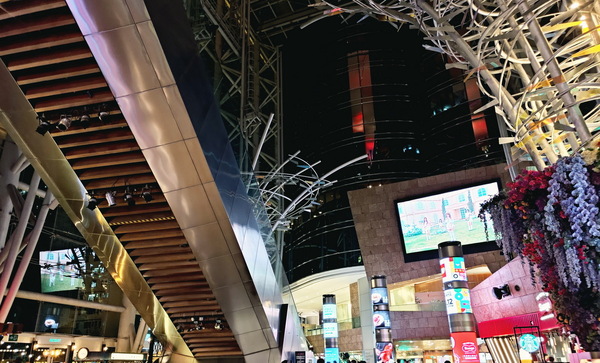 香港の電脳街と香港麺店を回ってみた