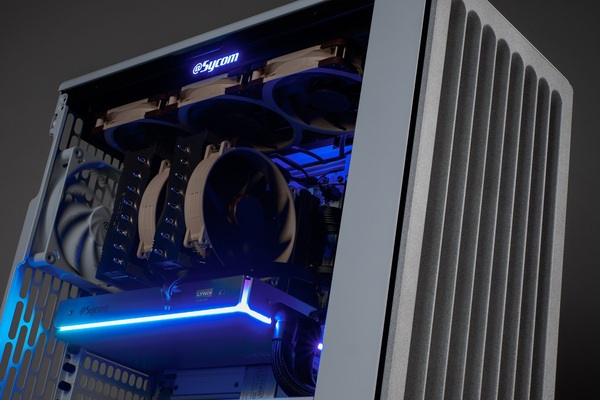 RGB水冷PCケース GeForce RTX搭載 d78a498ade6ddecb.jpg