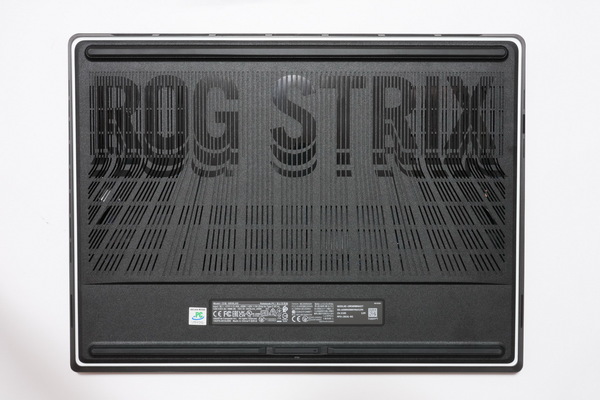 爆速ゲーミングノートPC「ROG Strix SCAR 18」実機レビュー