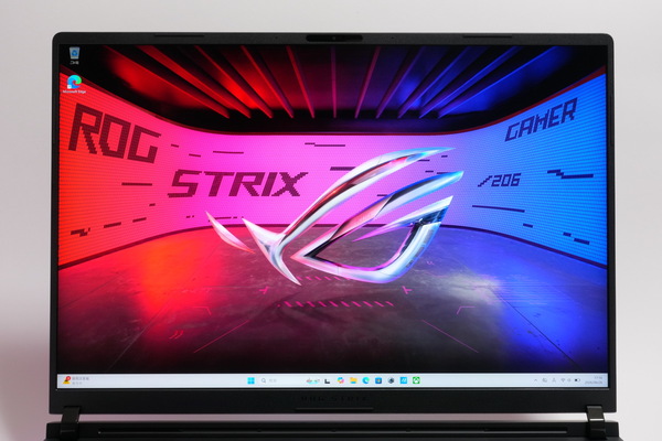爆速ゲーミングノートPC「ROG Strix SCAR 18」実機レビュー