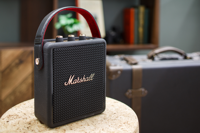 クラシック感がたまらねぇ！MarshallのBluetoothスピーカー、顔つき