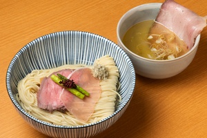 トマト鰹水の旨味とカマスのダシで夏を満喫♪ 栃木の恵みが詰まった「麺ノ小池」の創作つけ麺 フォトさんぽ＠保土ケ谷区