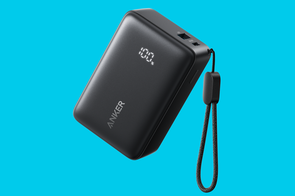 セブン-イレブンで長寿命で安全なモバイルバッテリーが購入可能に