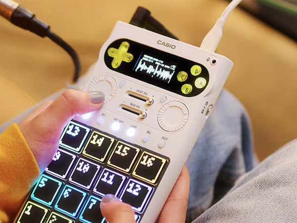 カシオ計算機 SXC-1