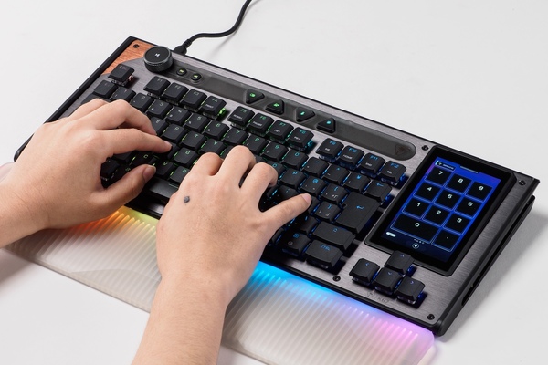 Command Series KB7