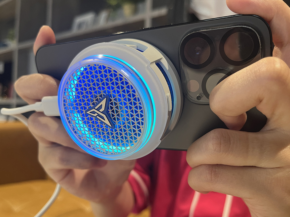 FLYDIGI B9X