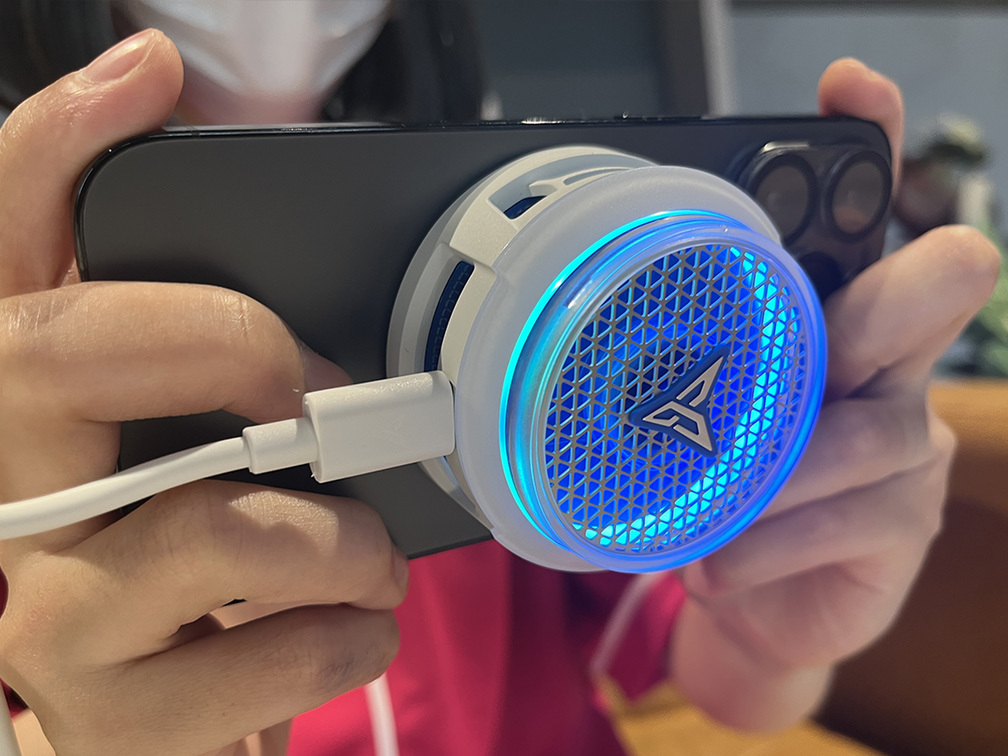 FLYDIGI B9X