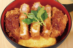 肉160gの厚切りかつ×ふわふわ玉子は反則級！ 松のやが新作タレかつ丼を発売