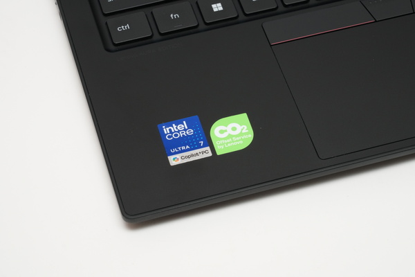 「ThinkPad X1 Carbon Gen 14 Aura Edition」実機レビュー