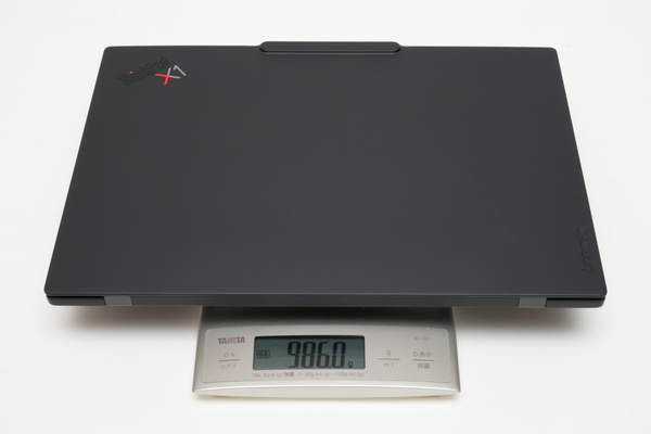 「ThinkPad X1 Carbon Gen 14 Aura Edition」実機レビュー
