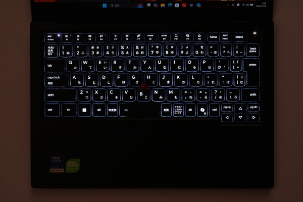 「ThinkPad X1 Carbon Gen 14 Aura Edition」実機レビュー