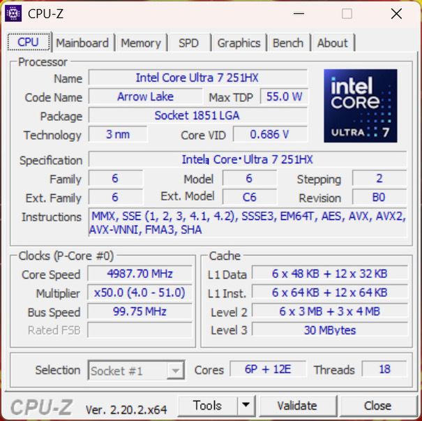 18コア18スレッド対応の最新インテル Core Ultra 251HX プロセッサーのHWiNFO64画面