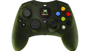初代XBOX時代の名機を再現したゲームコントローラーがエモすぎる！ ホール効果スティックやシェアボタンなど最新機能も装備