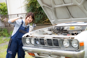 【旧車レストア】いきなりレア部品を買うのはNG!? ど素人が「整備解説書」を一番最初に買うべき理由