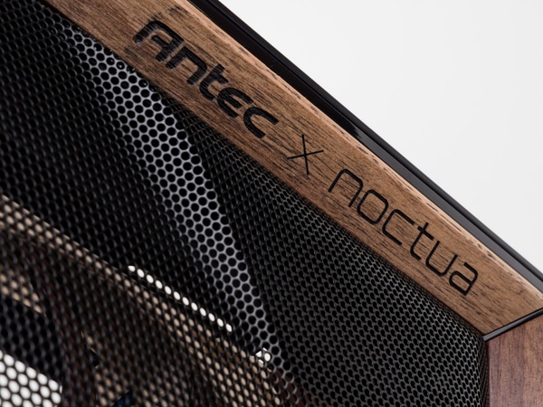 Silent Master Noctua Edition X870A