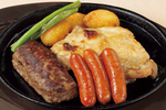 【本日から】ライス大盛り無料！ ステーキフェア開幕、4種肉コンボも！ デニーズの夏が茶色い