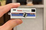 「KODAKのキーホルダーカメラ」で改めて気づいた、“平成レトロ”の底知れない魅力