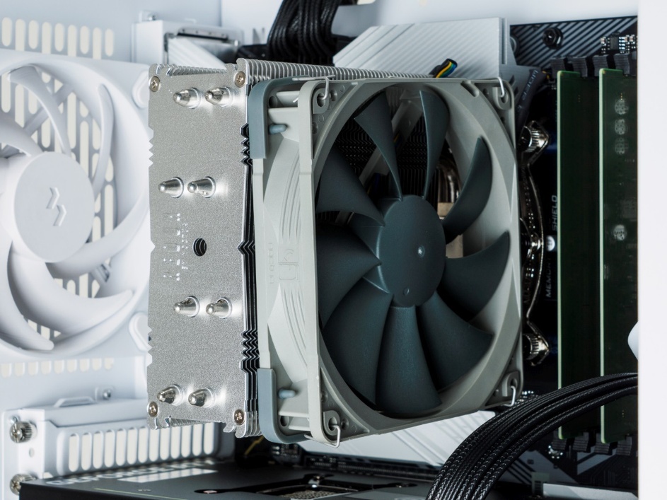 G-Master Spear 2 Z890i