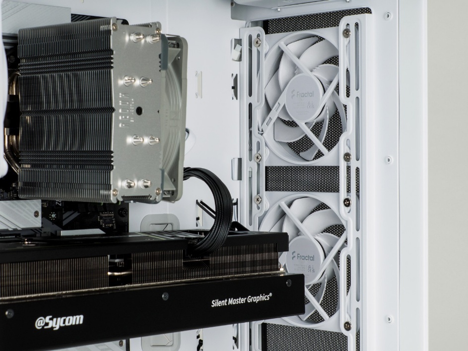 G-Master Spear 2 Z890i