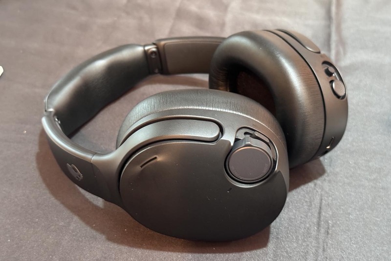通なら知ってる振動ヘッドホンが、Sound by Boseで神進化！ Skullcandy