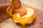 マクドナルド「チーチー倍月見」も！ 35周年の月見シリーズがマジだった