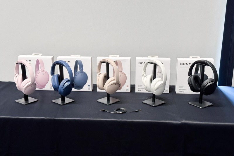 ヘッドフォンこれは、ヘッドフォンであり、充電器も接続されてワンプライスです ソニー、約2万円で手に入るワイヤレスヘッドホン「WH-CH730N」と7000円