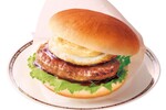 【本日発売】コメダのデカい「月見バーガー」がさらデカく！ ハンバーグがサイズアップ