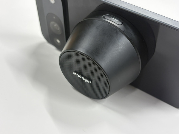 これ、めちゃ良いぞ。充電器にもなる「MagSafeスピーカー」の音が、“想像以上に”とても良いんです。