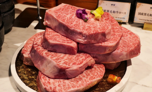 銀座でタラバと和牛食べ放題
