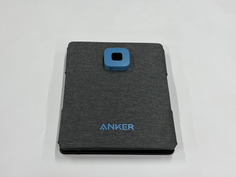 私が「3年前に発売されたAnkerのソーラーパネル」を“防災用品として
