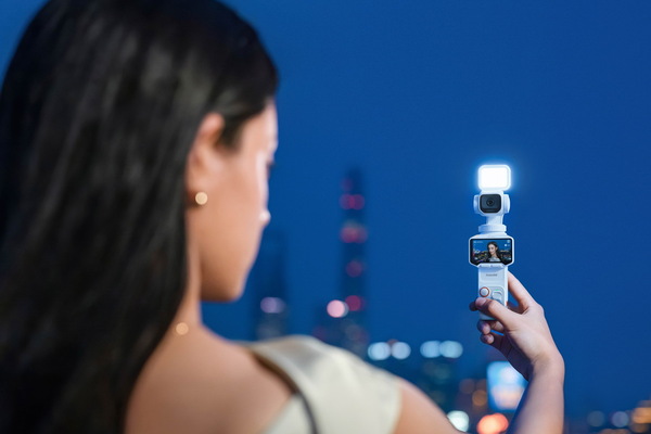 オズポケのライバル「Insta360 Luna Pro」発表