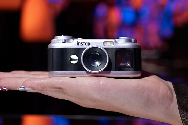 「instax Pal 2」、「instax Link WIDE 2」発表