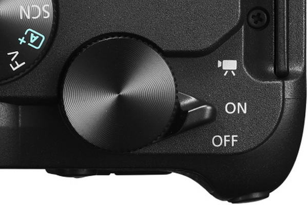 「EOS R8 Mark II」発表